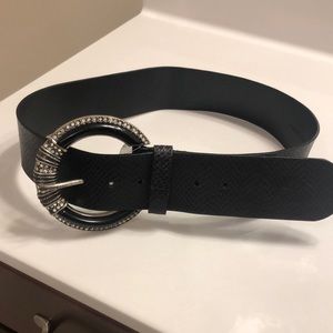 Chico’s NWT vintage exotic beaded/rhinestone buckle leather belt